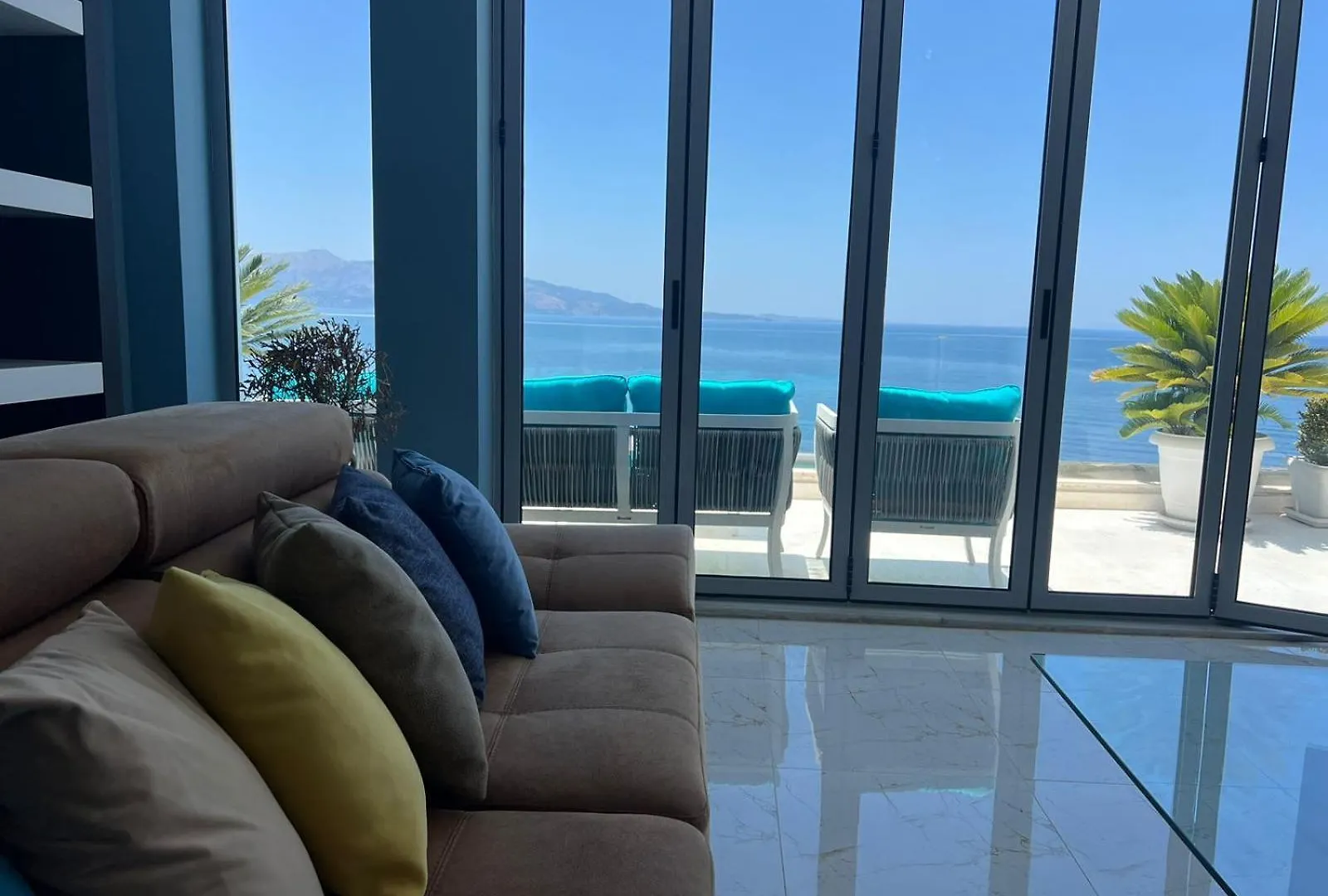 Lux Apartment Saranda Albania
