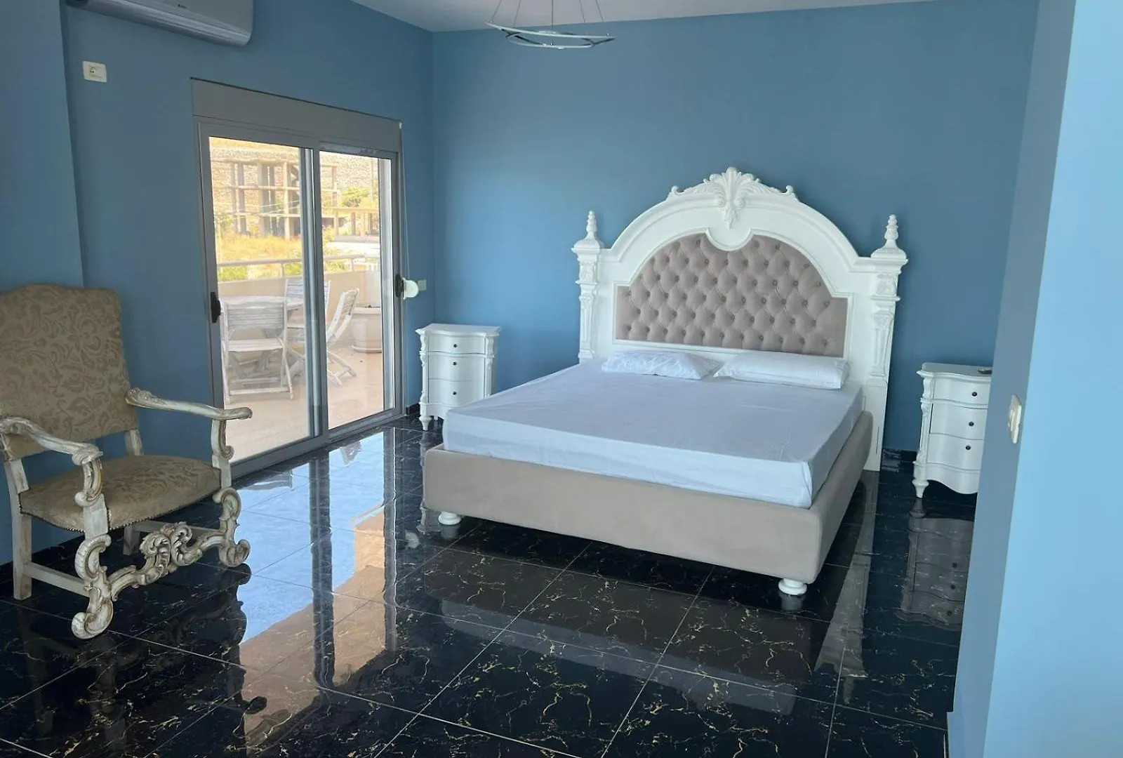 Lux Apartment Saranda Sarande